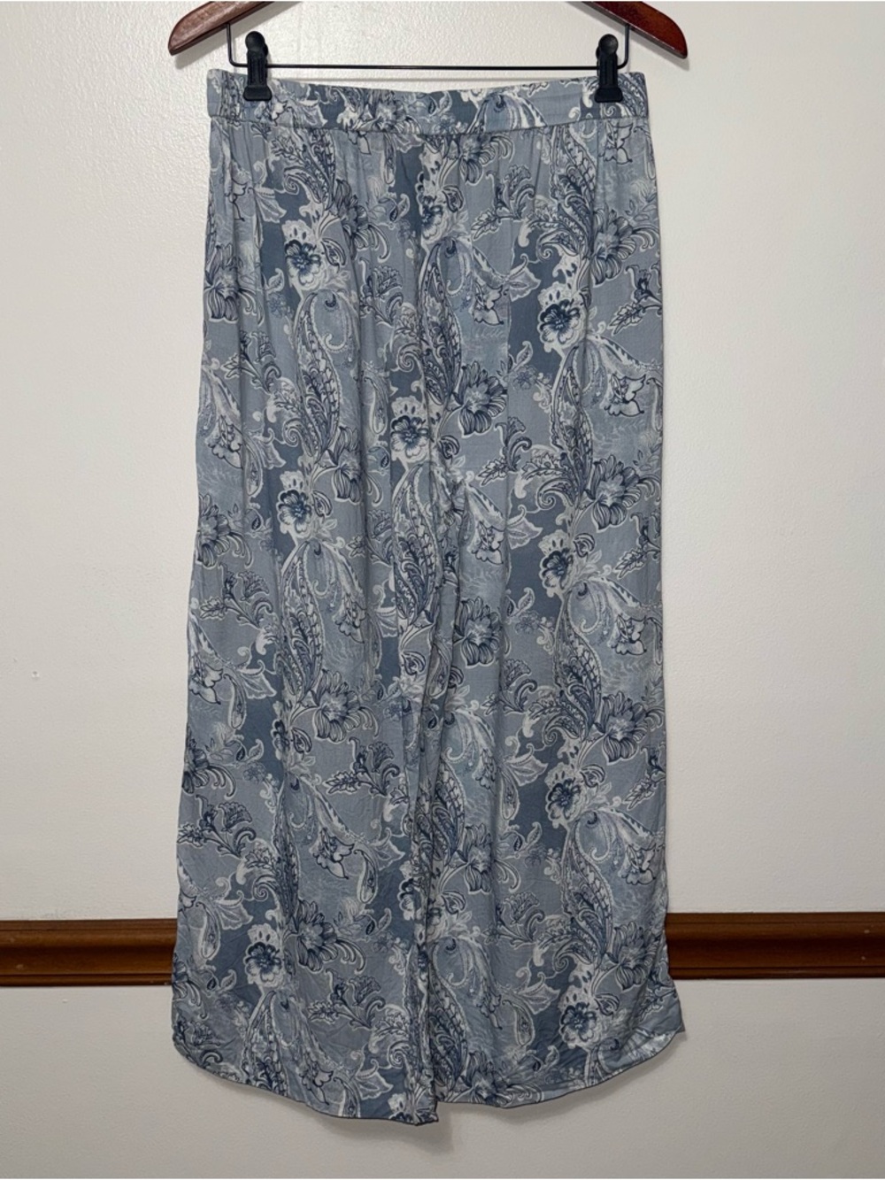 Akkriti by Pantaloons Modal Blue Floral Paisley Wide-Leg Pants Women’s Large - Picture 2 of 10
